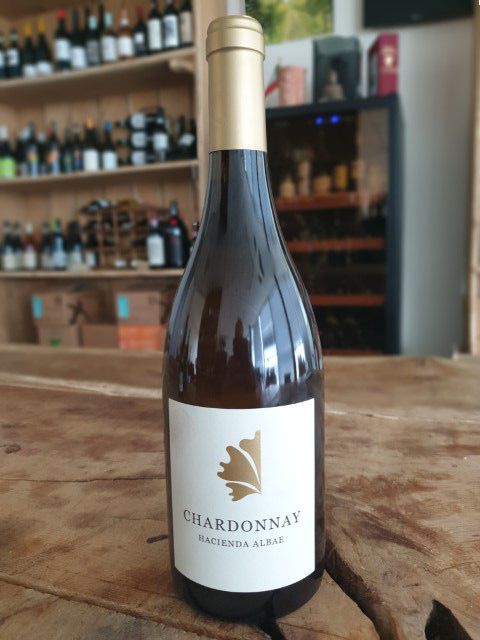 hacieda albae premium chardonnay
